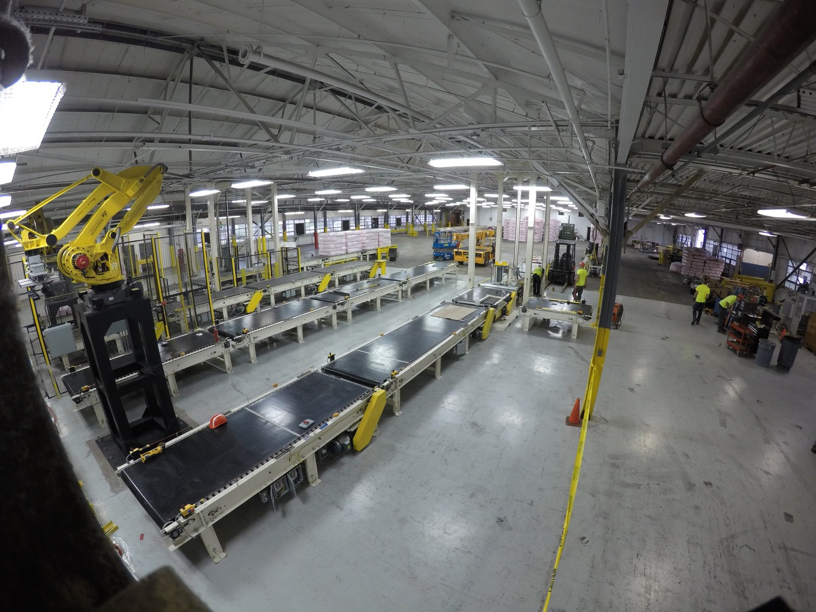 Conveying, conveyor line, factory