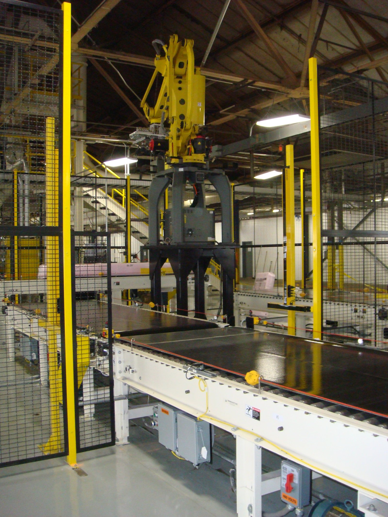 Robotics, palletizing, sorting line